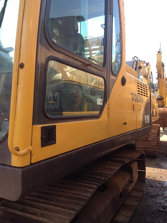 �֠���EC210B